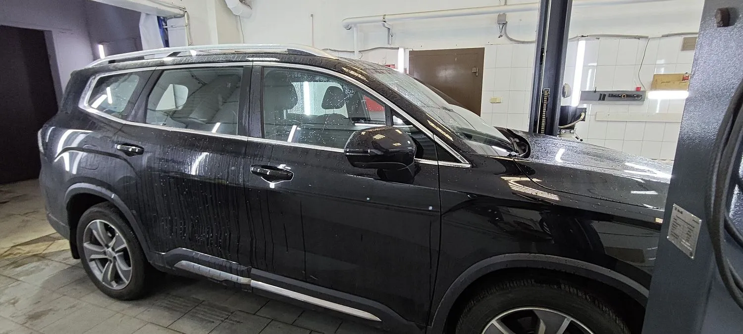 Тонировка Geely Okonango