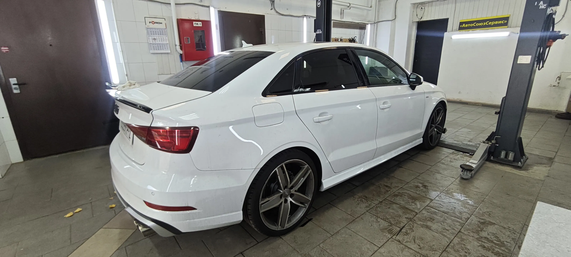 Тонировка Audi A3 в Минске 